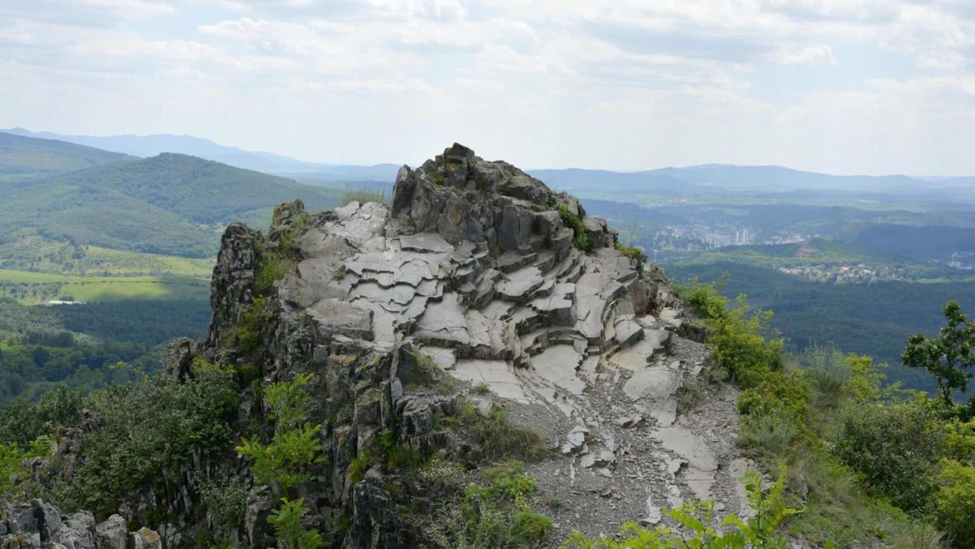 Goldapartman Salgótarján Buitenkant foto