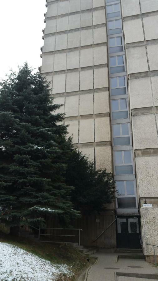 Goldapartman Salgótarján Buitenkant foto